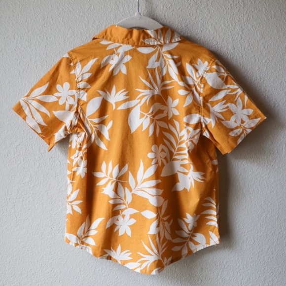 ❌SOLD❌2 for $20 Old Navy Hawaiian Shirts - Picture 13 of 13